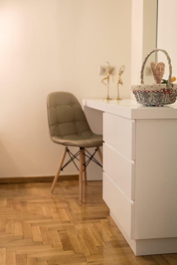 Jetties & Moorings Central Apt Apartment Кавала Екстериор снимка