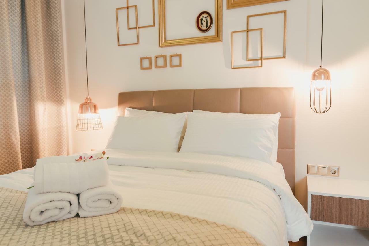 Jetties & Moorings Central Apt Apartment Кавала Екстериор снимка